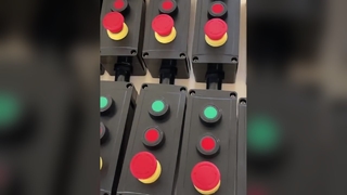 Кнопочный ящик взрывозащищенный и устойчивый к коррозии.